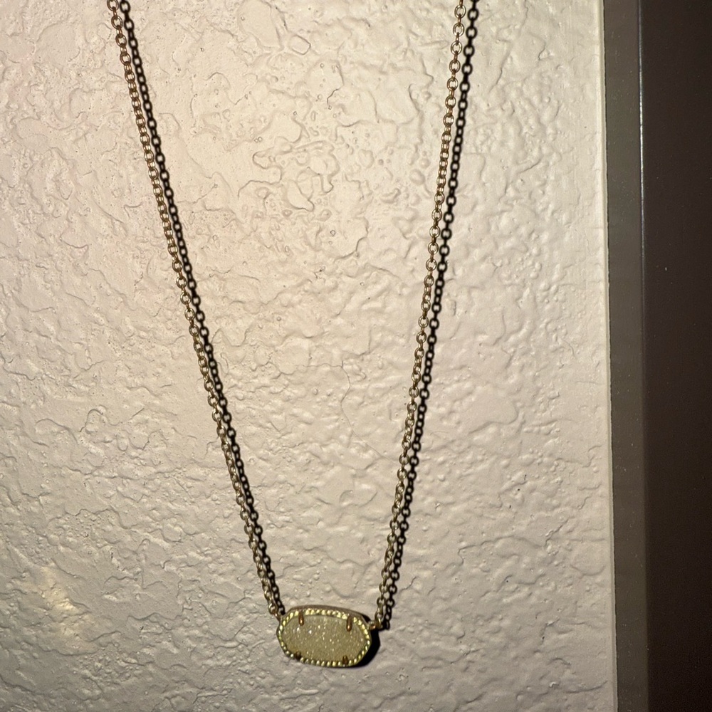 Kendra Scott Gold Pendant Necklace
